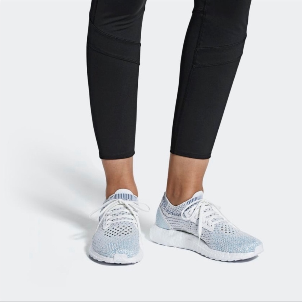 Adidas Ultra Boost parley sz 9